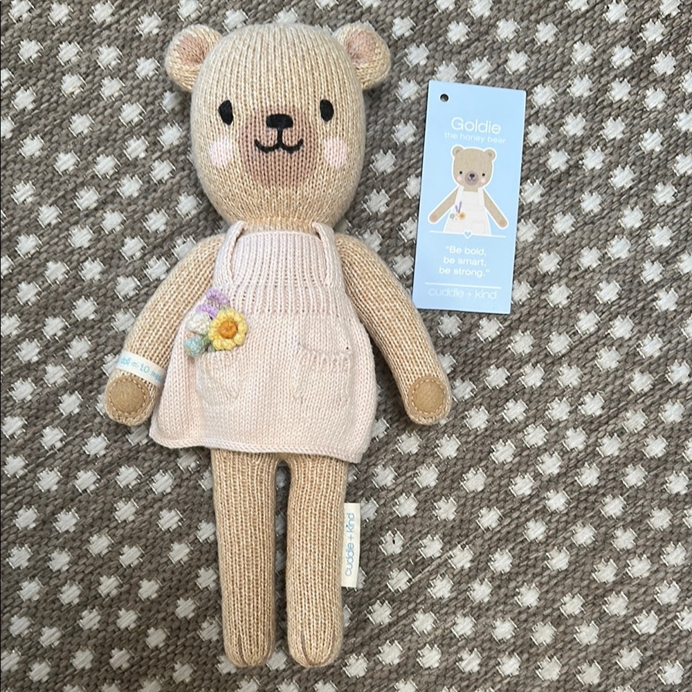 Cuddle + Kind Goldie Bear EUC